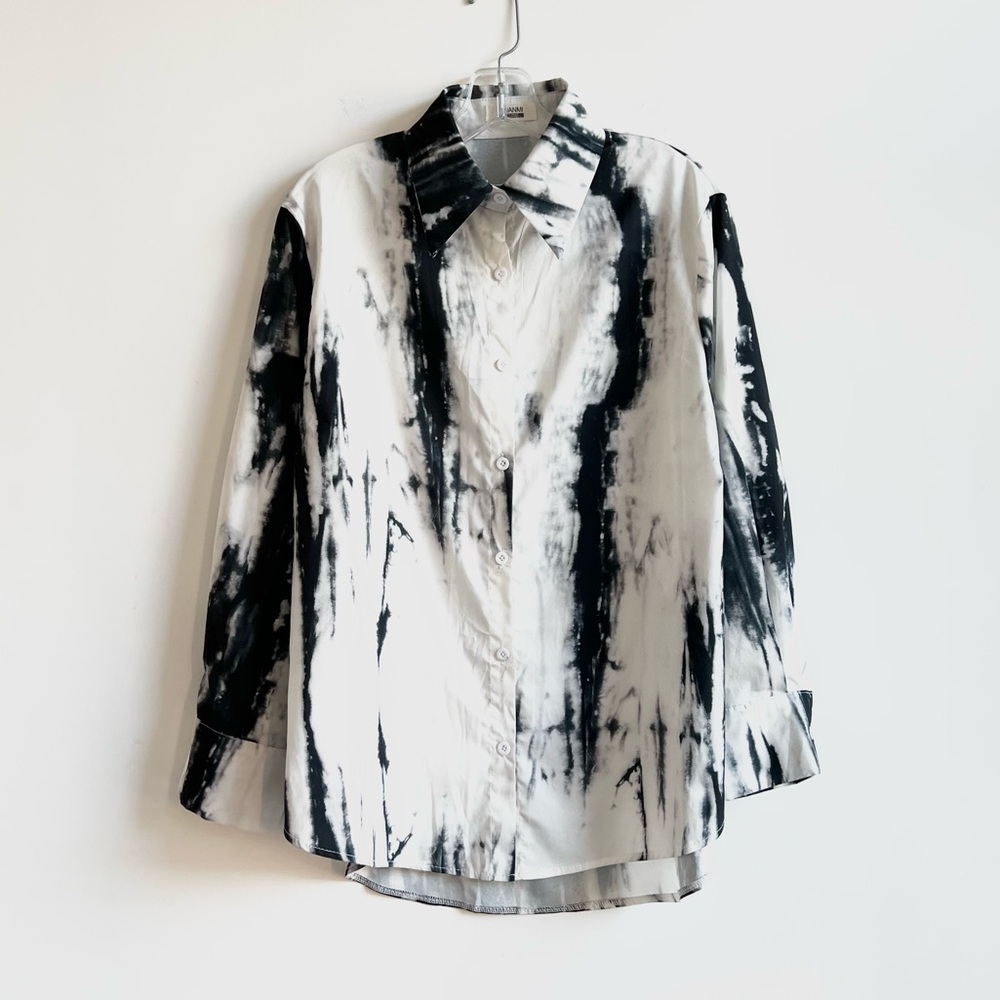 Tie dye black white print button down shirt